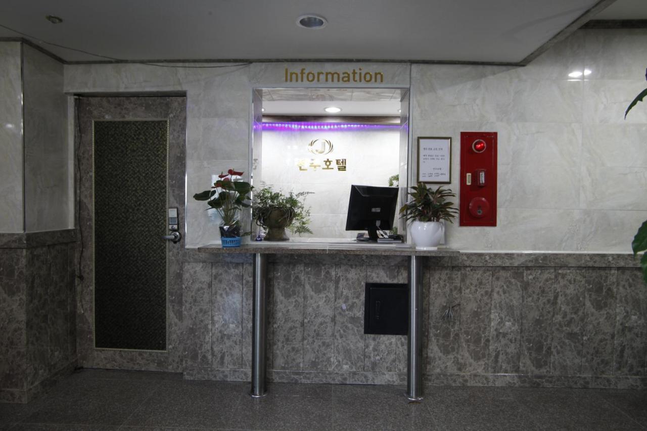 Jeonju Hotel Exterior foto